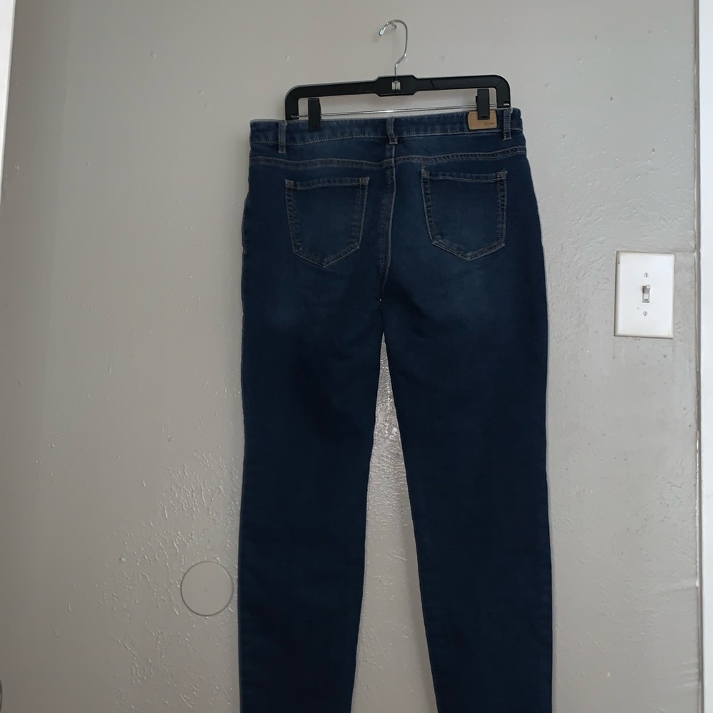 Baggy blue jean pants